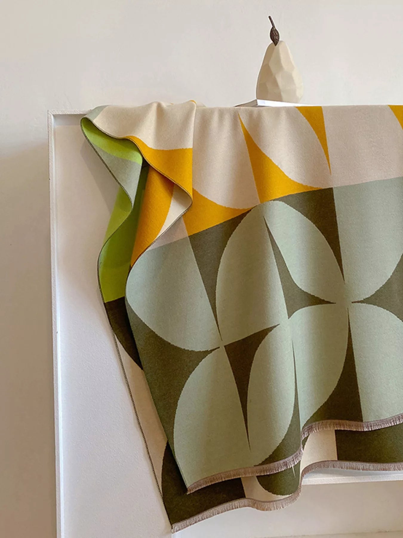 6eb499e63a70464fa1fa37d9fb34c1eb-Max-Origin